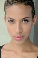 headshot of Amelia Harris