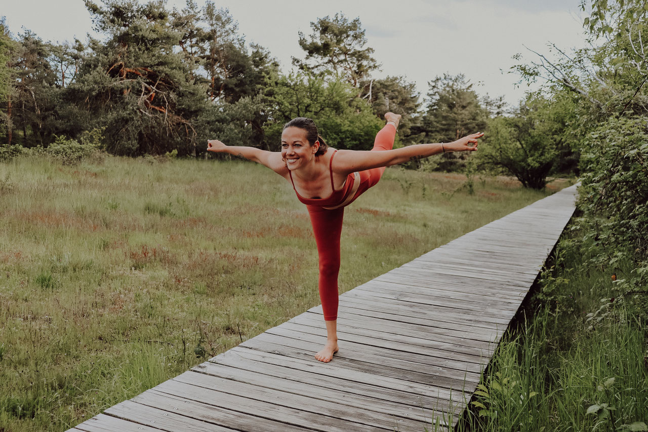 1 Jahr Jeden Tag Yoga www.oneworldyoga.de