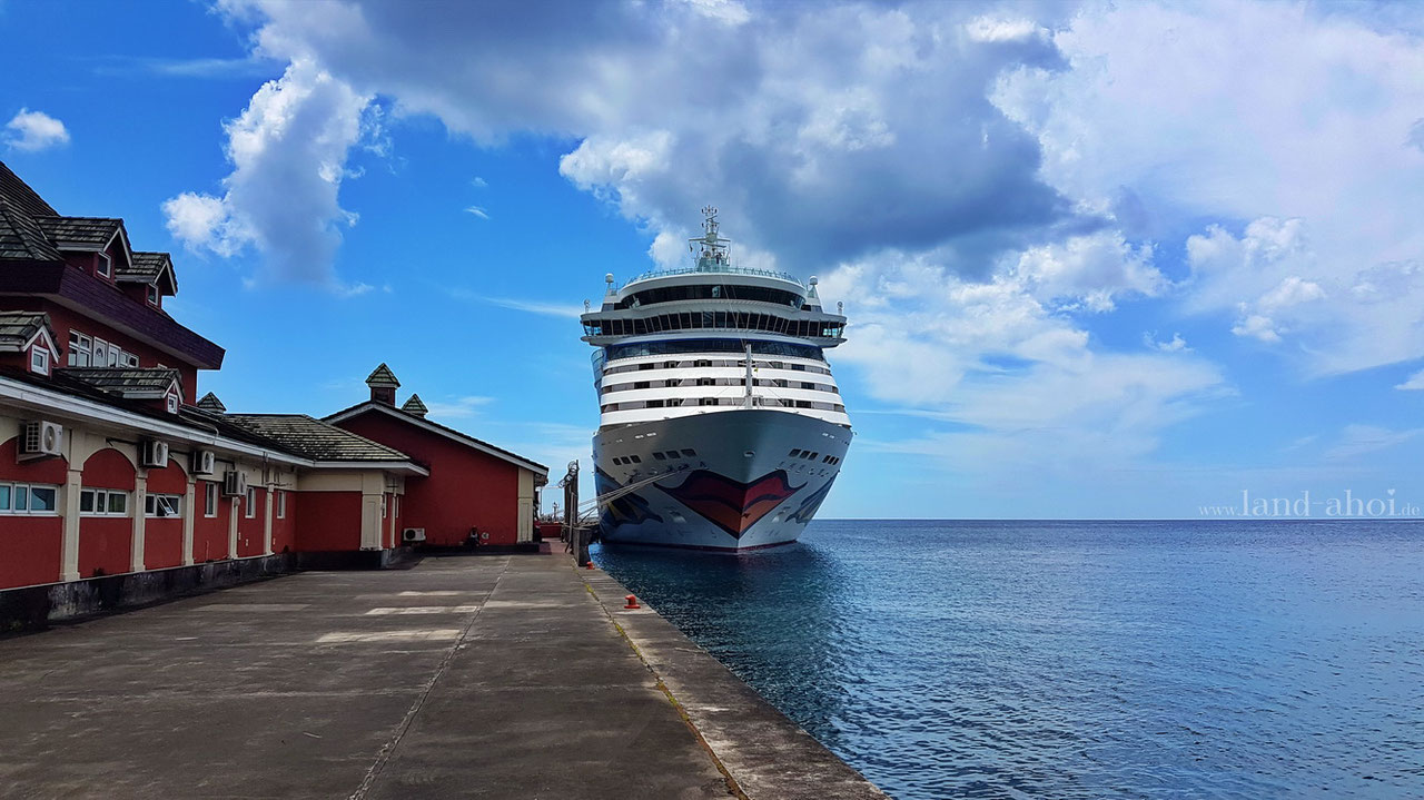 Saint Vincent and the Grenadines Kingstown - Cruise Port ...