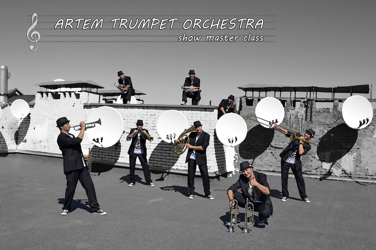 Show orchestra. Шоу мастер. Melbourne ska Orchestra Trumpeters.