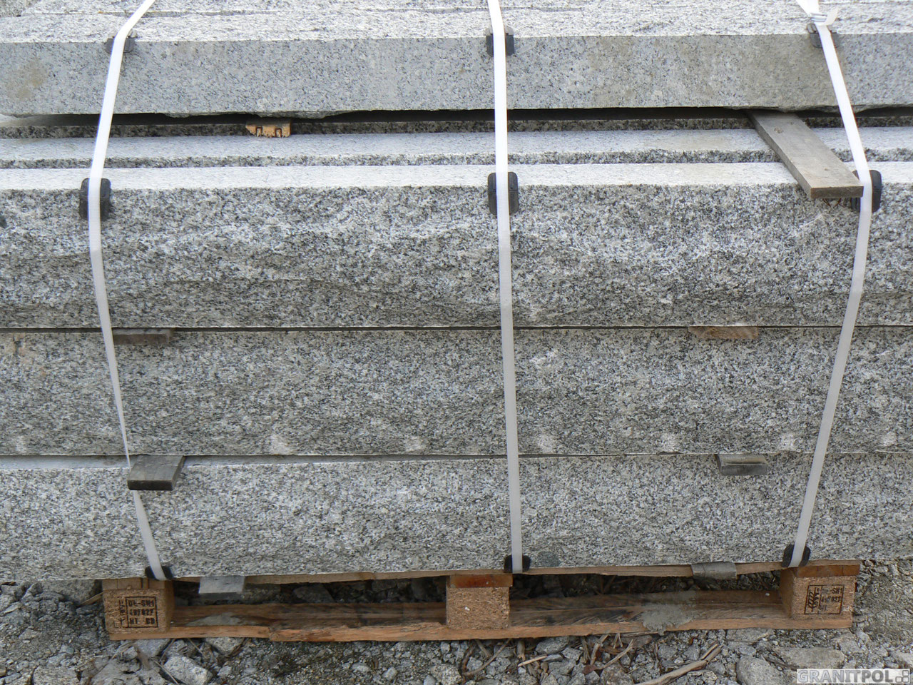 Zaunpfosten aus Granit - Granitpol.de