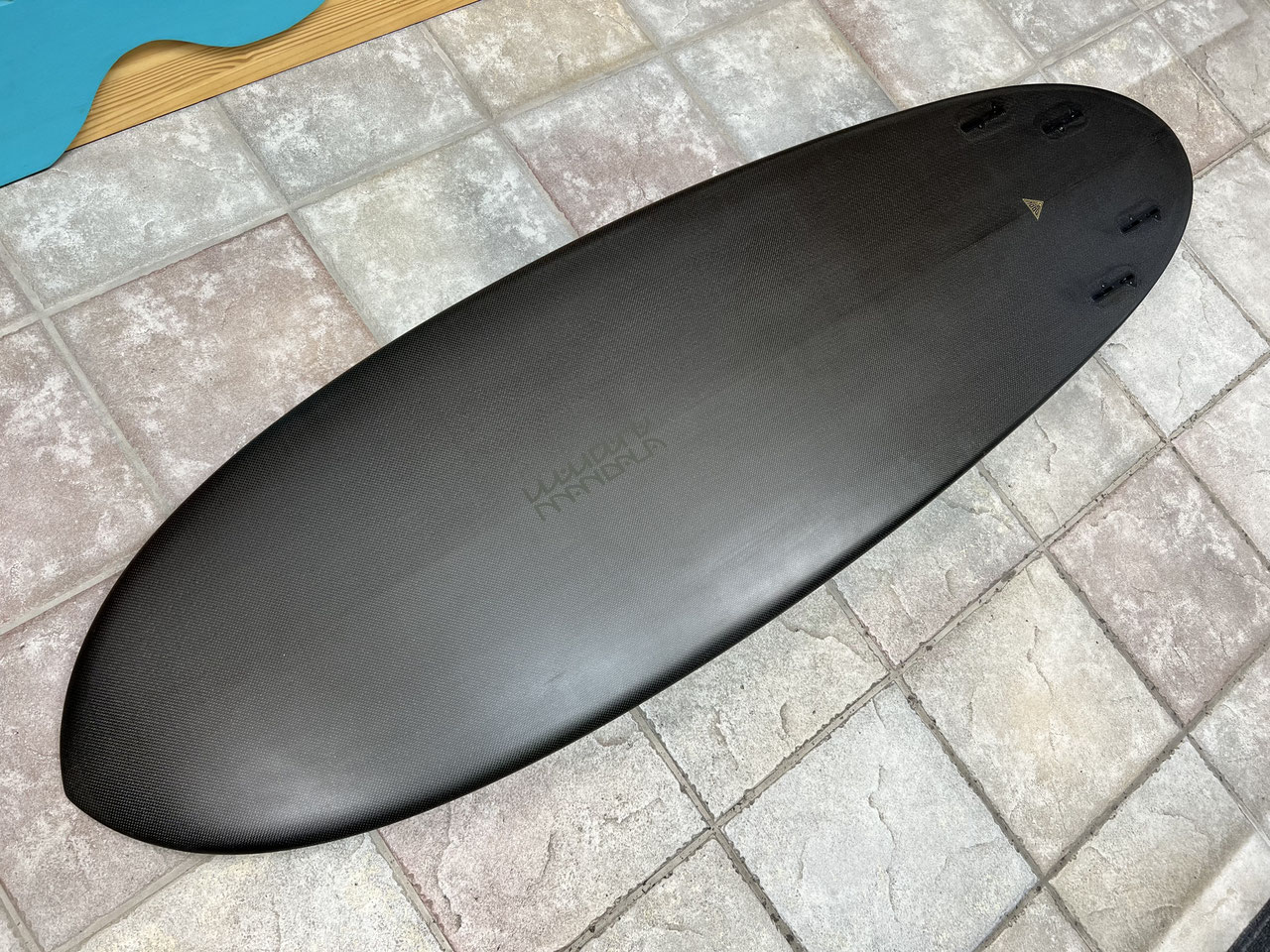 USED BOARDS ハワイ ワイキキ サーフショップ KAION （カイオン） at WAIKIKI SHORE 公式サイト｜日本発