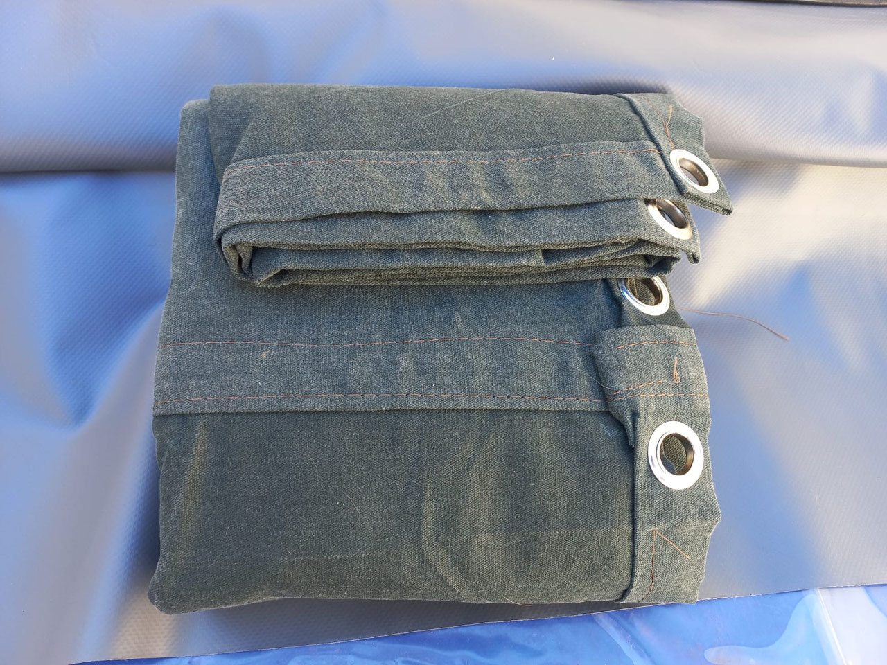 Lonas ignifugas para uso vertical. - BLOSBIT MÉXICO - LONAS IGNIFUGAS