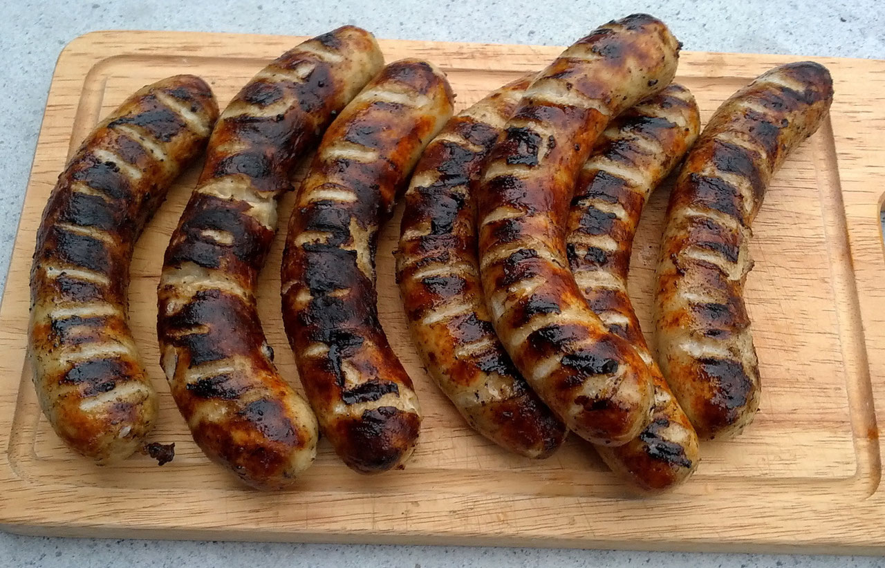 Kalbsbratwurst nach Schweizer Art Räuchern, Brotbacken und Wursten