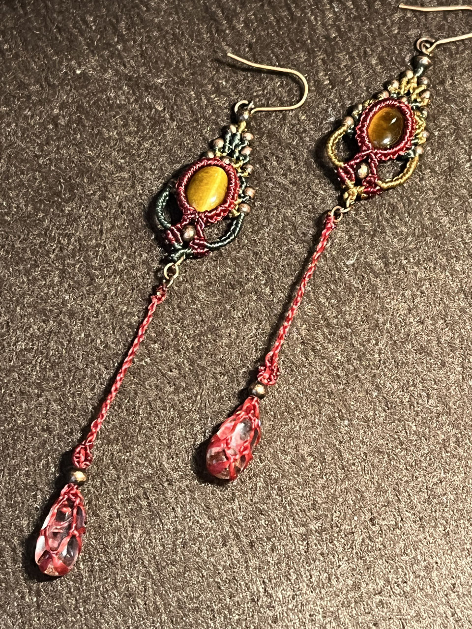 NUEVO 新作 - 天然石を使ったマクラメ編みのアクセサリー製作