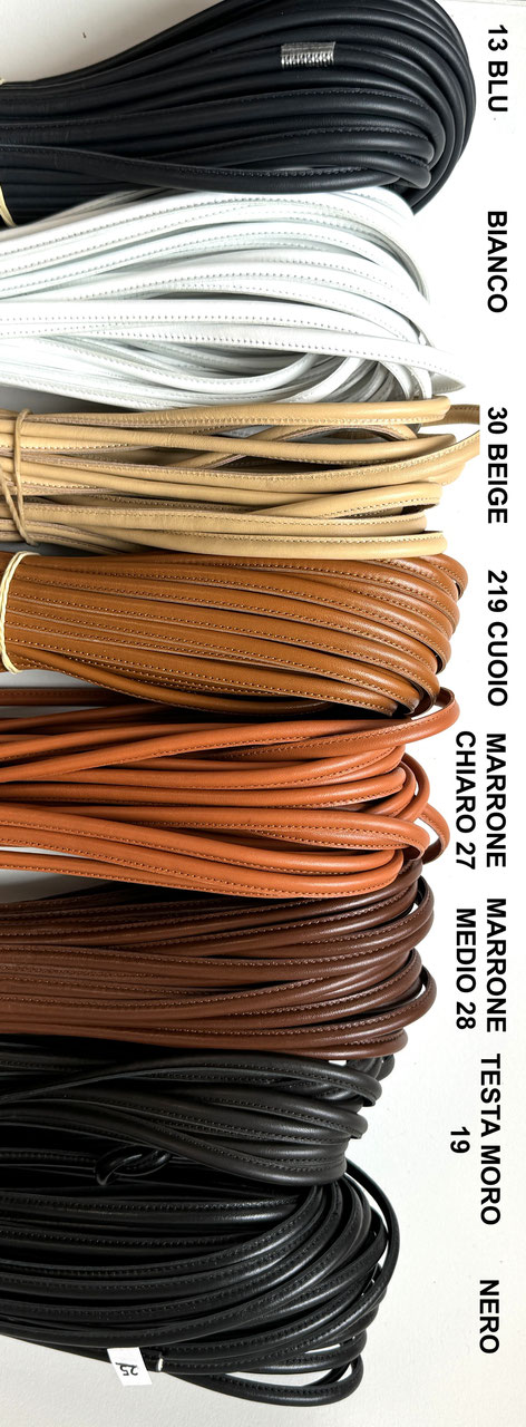 Lacci in cuoio e pelle Vendita on line Carluccio Co. pellami minuterie metalliche e forniture per calzolai. cuoio plantari e lucidi