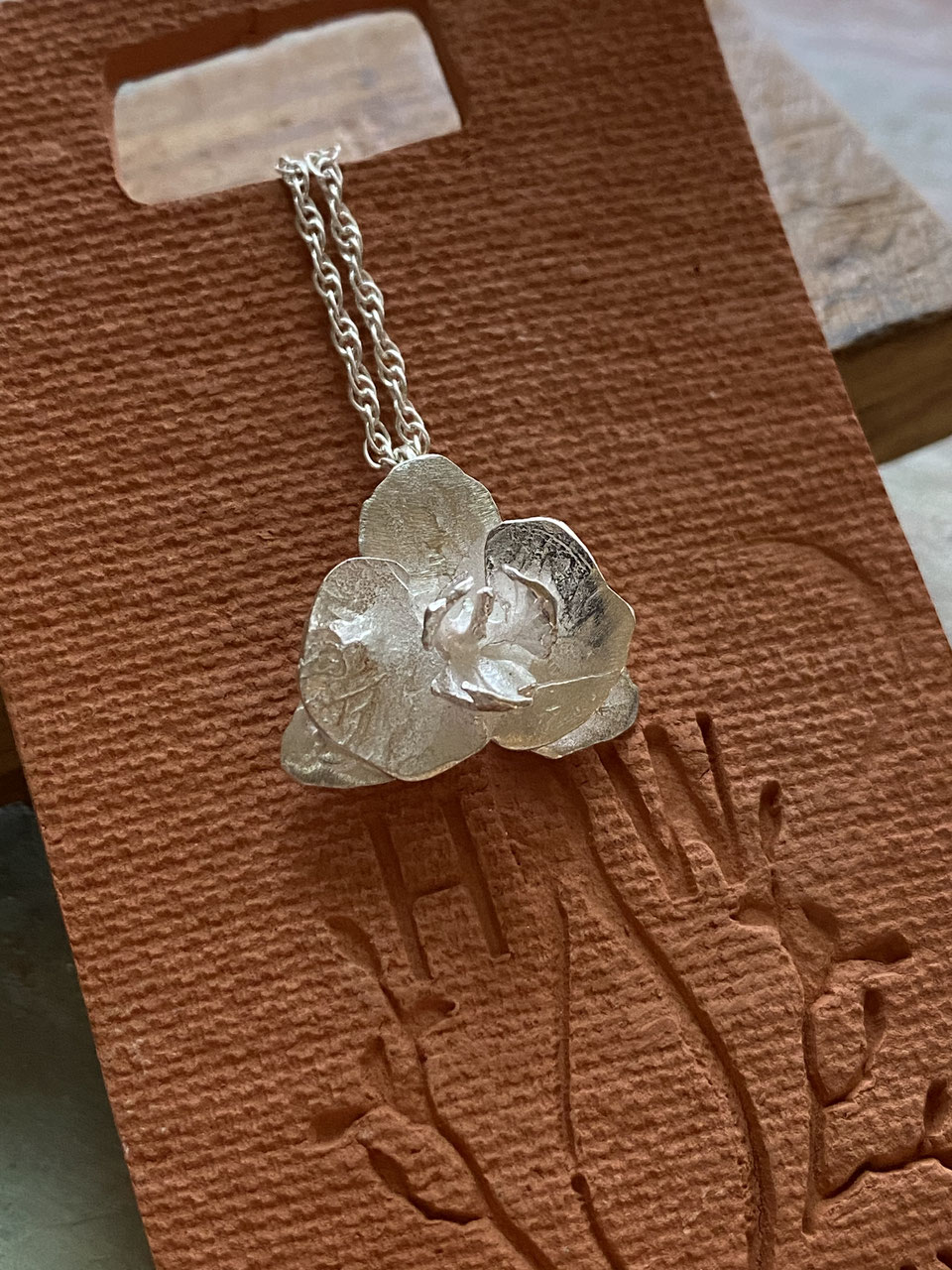 Resin outlet orchid jewelry