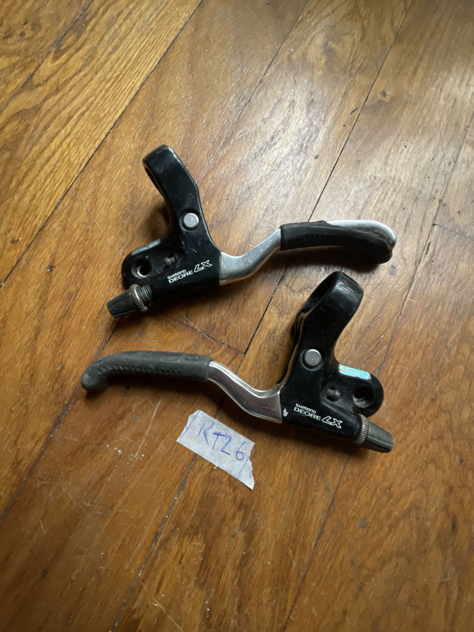 Leviers De Frein Shimano M62 Vintage Pour VTT Barre Plate – Lot Gauche/droit – Occasion