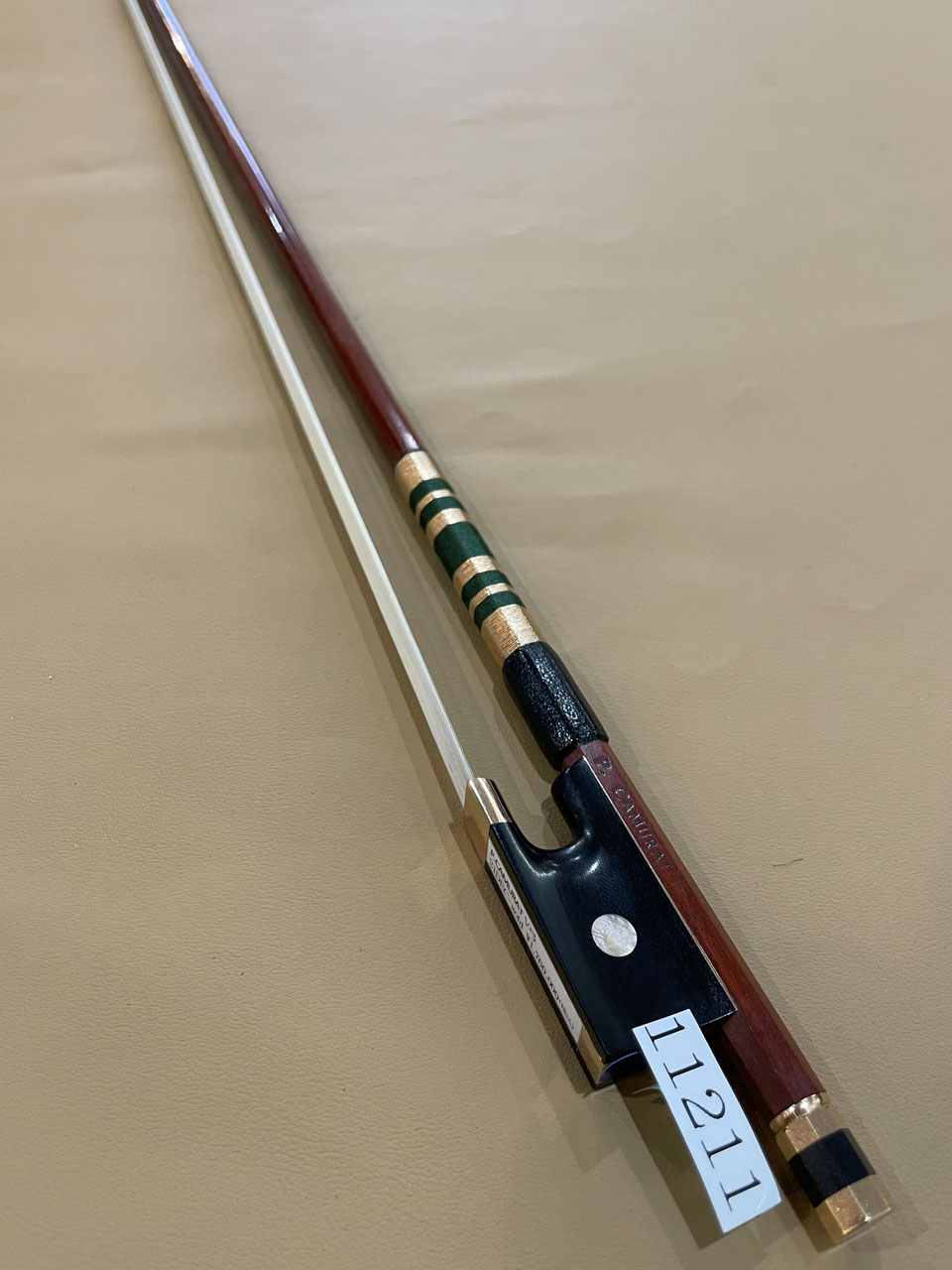 正規品販売！ イギリス製 4/4 ボロかっ チェロ弓 選定品 弦楽器