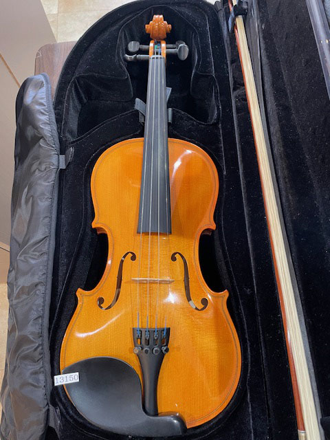 人気商品の再入荷情報をお届け！ 刻印T.SUGITO弓 4/4 折り畳め 美品級 弦楽器