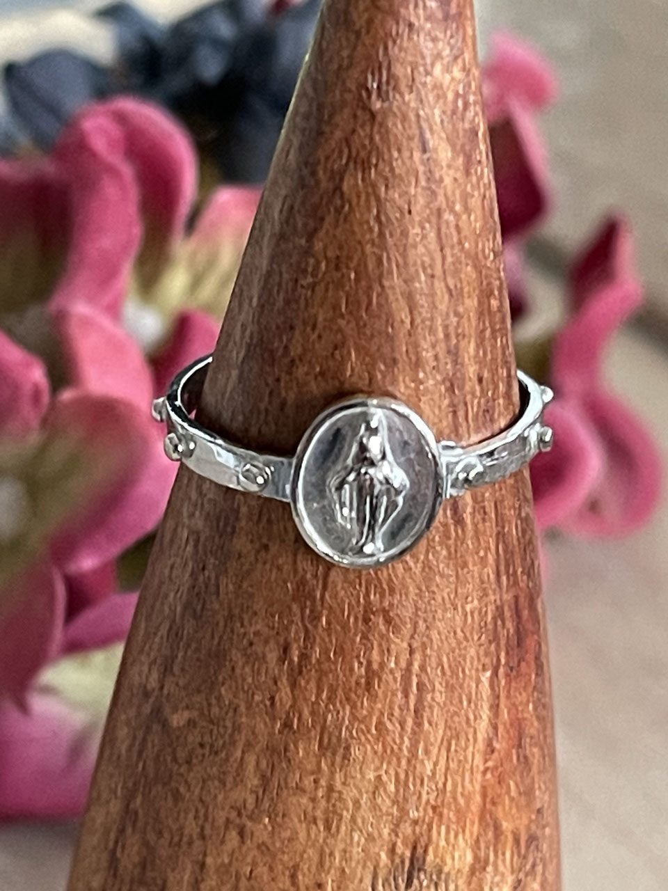 Anillo medalla milagrosa sales
