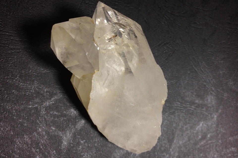 ダウラギリ産クラスター132-1