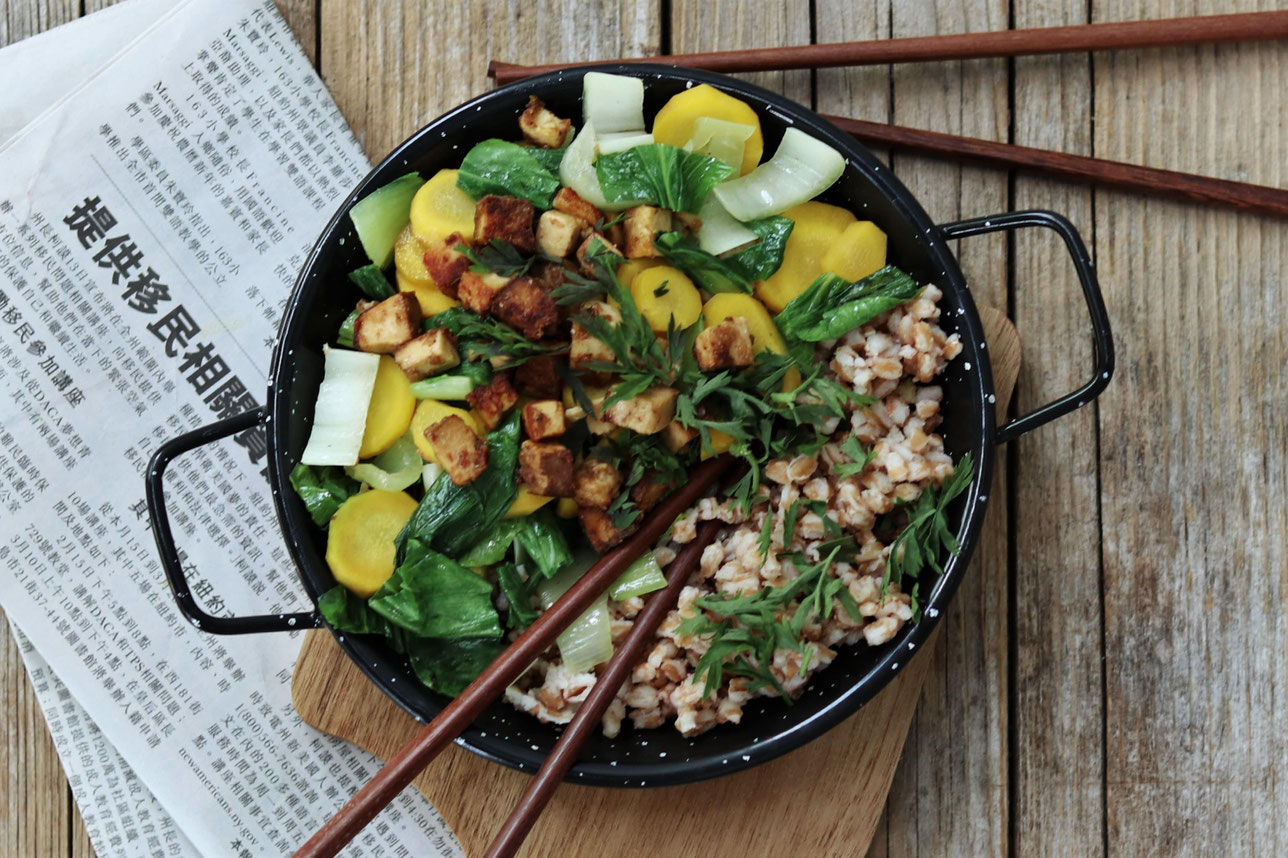 Pak Choi mit Karotten und Tofu - food-stories/ein vegetarischer Foodblog