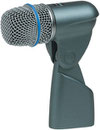 Shure Beta 56A, angeblich nur ein Instrumentalmikrofon, klingt aber auch gut bei vocals, besonders live, wenn ein drum in direkter Nähe herumpoltert. Durch Supernierencharakteristik werden seitlich einfallende Schallquellen kaum übertragen. 50 Hz - 16 kHz