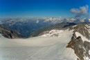 In der Ferne ist der Großglockner zu sehen
