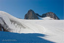 Dachsteingletscher mit Blick über Ostgrat zum Gipfel