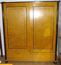 KT0502/Kleiderschrank ~1920 im Biedermeierstil, Birke, nicht zerlegbar, H 172, B 152, T 52, Innentiefe 47 cm, EUR 680,-