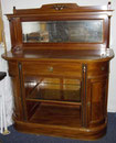 KT0307/Kredenz ~ 1900, Nussholz, H 144, B 123, T 55 cm, EUR 1800,-