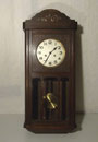 4287/ Wanduhr ~1910. Eiche, H 78, B 34, T 15cm, mit Schlüssel, EUR 85,-
