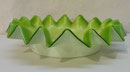 4320/ Glasschale ~1830, Faltenrand, Abriss, Ø 16cm, EUR 48,-