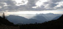 ... nach der Naturfreundehütte noch mal eine kurze Rast um diesen fantastischen Blick Richtung Süden auf Foto festzuhalten zu können