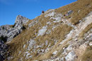In vielen großzügig angelegten Serpentinen zog das Steiglein, jetzt Meter für Meter immer steiler werdend, die Südflanke des „Großen Pyhrgas (2244m)“ empor.