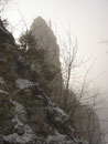 ... hinauf zur Ruine Seisenburg brachte. Durch den dichten Nebel herrschte eine sehr düstere, märchenhafte Stimmung.