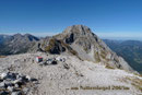 Bereits 5 Min. später standen wir beide schlussendlich am Natterriegel (2065m), dem Vorgipfel des Hexenturms sozusagen. Gedanklich schon länger gestrichen, musste nun aus Zeitgründen das eventuelle Ziel auch offiziell gecancelt werden.