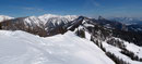 Würde man hier geradeaus weiter marschieren käme man hinüber zum „Niedertausing (1539m)“ & „Hochtausing (1823m)“. Wir jedoch zogen hier eine 90° Rechtsschleife.