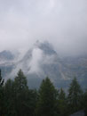 Auf diesem Blick ist der nebelverhangene "Ramesch" zu sehen.