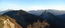 Auf 1533m Seehöhe angekommen, genoss ich erstmals den Rundumblick. Die zwei Hörner des Sparbers waren sehr gut zu erkennen und links im Bild war die Bleckwand zu sehen.