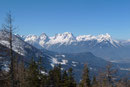 Hier nochmals eine Zoomaufnahme hinüber zum höchsten Berg Oberösterreichs, dem Großen Priel auf einer Seehöhe von ca. 2515m gelegen…