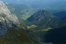 Ein Blick hinab ins Tal in jene Richtung wo unsere heutige Bergtour ins „Tennengebirge“ ihren Anfang genommen hatte.