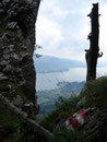 … immer wieder eröffnete sich der geniale Tiefblick auf die Seenlandschaft.