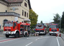 Küchenbrand Asia-Restaurant, der komplette Löschzug: TLF, DLK und LF 16