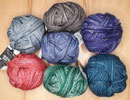 Schoppel Wolle Jeans Ball - 4-fach Sockengarn, verwaschene Kolorits im Jeans Look, 75% Schurwolle (superwash) und 25% Polyamid, Lauflänge 420m/100g, Schonwaschgang bis 40°