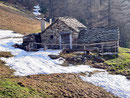 Corte di Fondo 1421 m - Valle di Caneggio