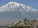 Kloster Chor Virap an der armenisch-türkischen Grenze vor dem Berg Ararat