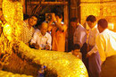 Am Mahamuni-Buddha in Mandalay, Myanmar (Burma)