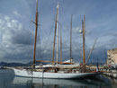 Segelschiffe im Hafen von St. Tropez, Frankreich
