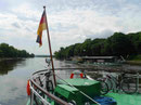 Dampfschiffe nahe Schloss Pillnitz
