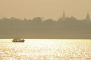 Auf dem Ayeyarwady Fluss bei Bagan, Myanmar (Burma)