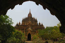 Am Ananda-Tempel bei Bagan, Myanmar (Burma)