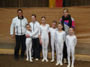 Nachwuchsvoltigiererinnen mit den Trainerinnen Alex, Annika und Franzi