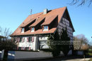 Renoviertes Haus im Winkel
