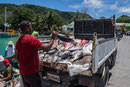 La Digue; Ort La Passe; Fischhändler