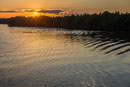 Sonnenuntergang auf dem Wolga-Ostseekanal