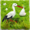 WOLLBILD STORCH MIT BABY - FILZ MIT HERZ  FILZBILDER WOLLBILDER