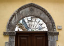 Sulmona, portale