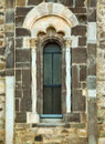 San Giovanni in Venere, monofora dell'abside centrale.